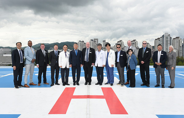 [아주대병원] 미국 UCI 총장 일행 병원 방문