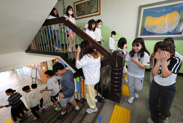 공습 대비,  22일 전국 민방위 훈련 실시... 전 국민 참여 독려  사진 = 연합뉴스 제공